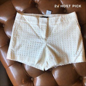 **2x HP** NWT! Ann Taylor Eyelet Shorts Sz 2P